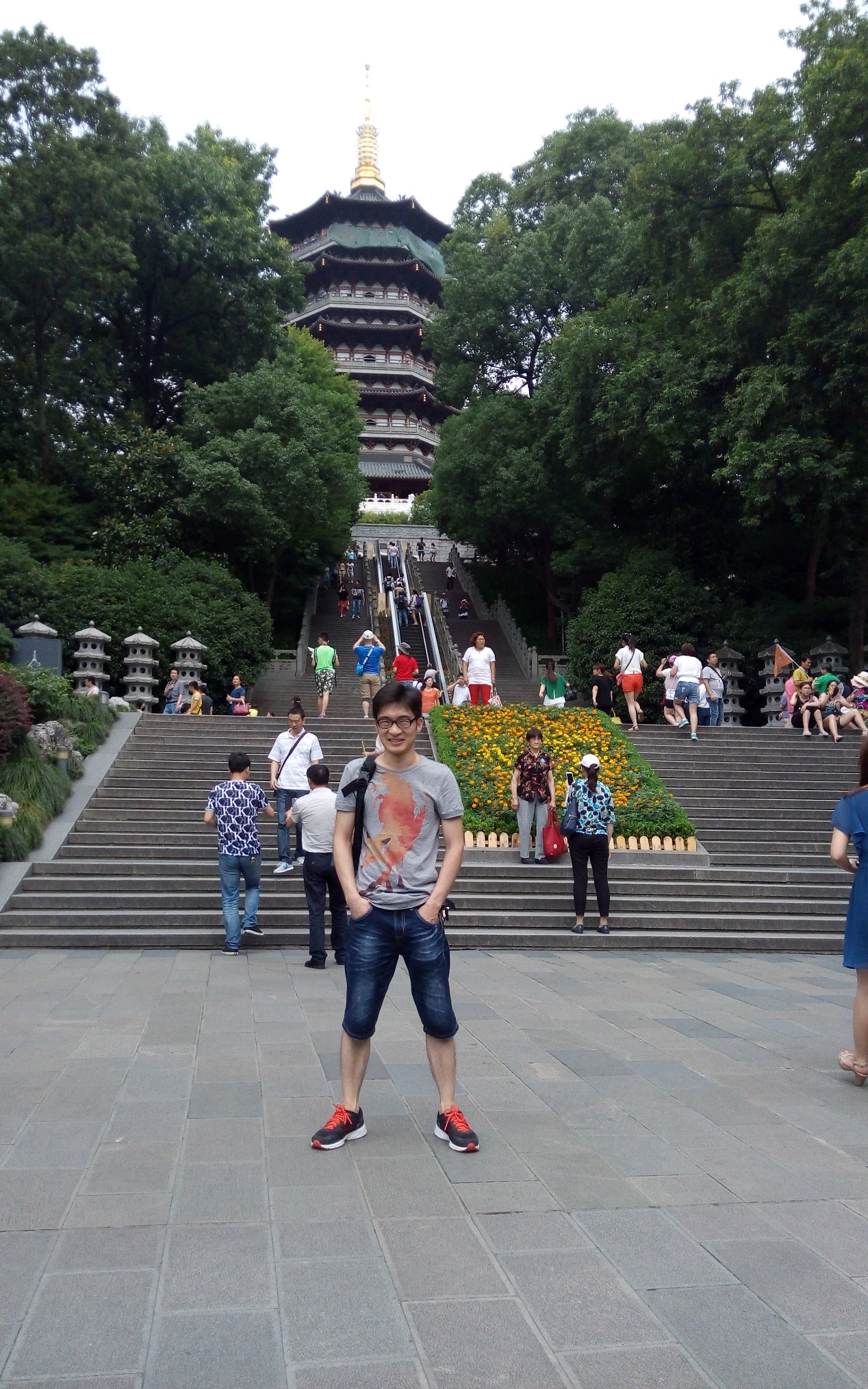 982cbe41cbc9985dfe773f7fe52a2697.jpg 丁明庆.jpg